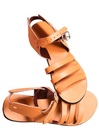 Tri-strip leather sandals