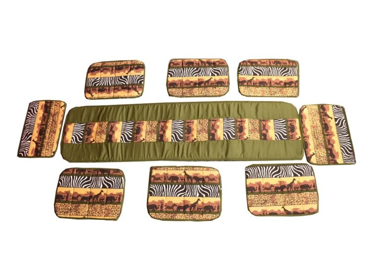 Wildlife 8-Seater Table Mat