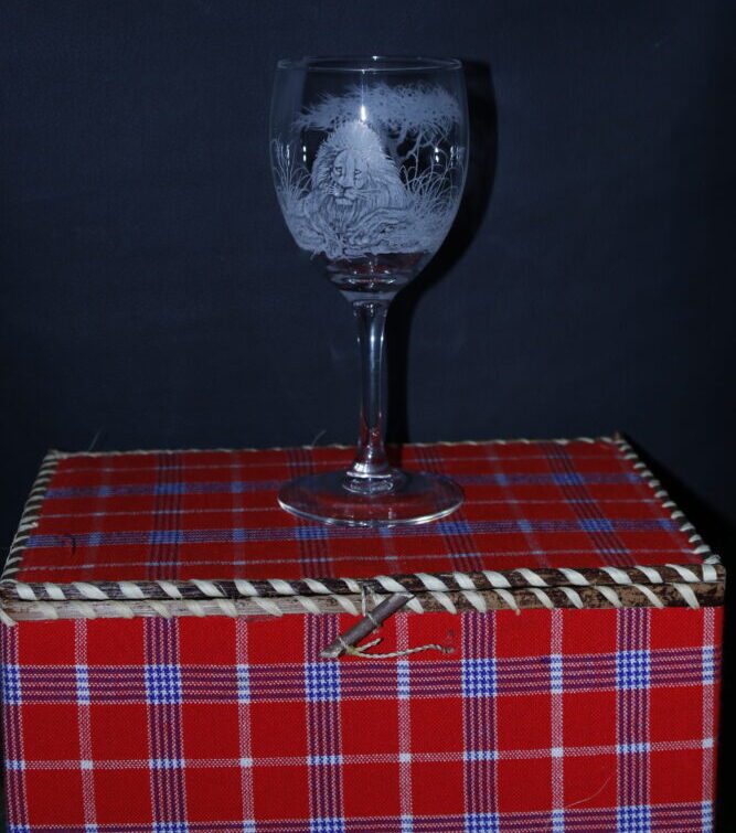 lion engraved wine glassb Big Five Safari Engraved Wine Glasses